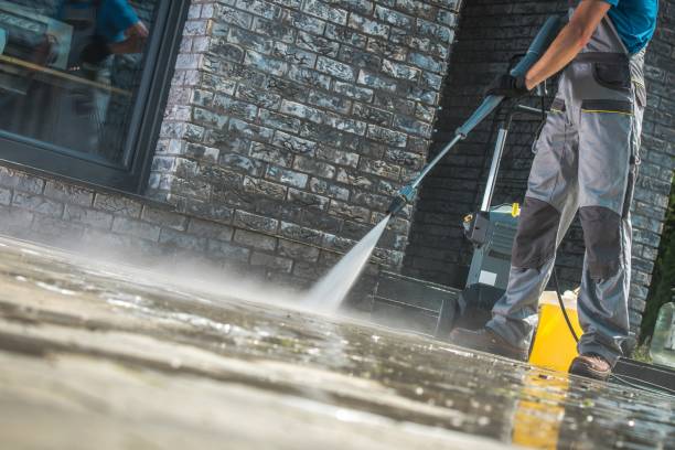 Best Driveway Pressure Washing  in Flordell Hills, MO